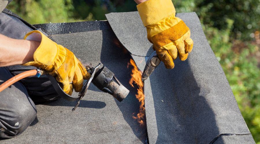 Professional gutter cleaning in Decorah, IA